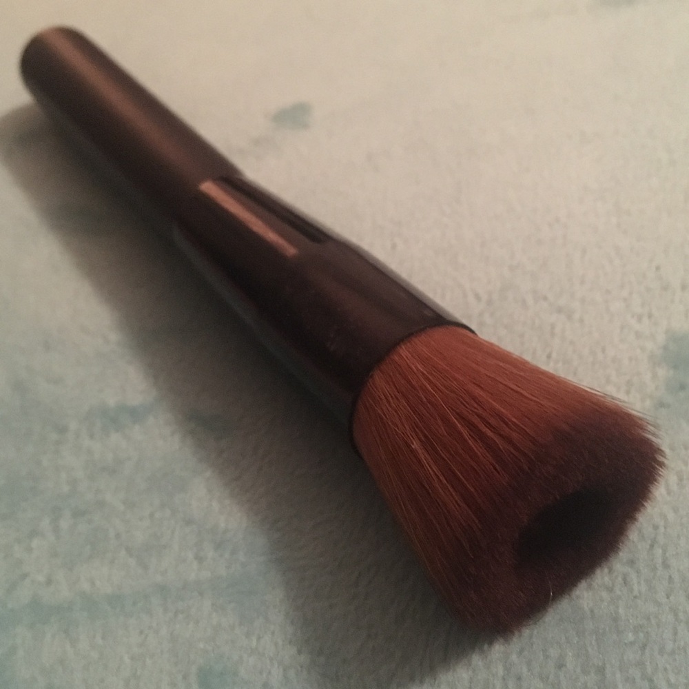 Liquid Foundation Brush